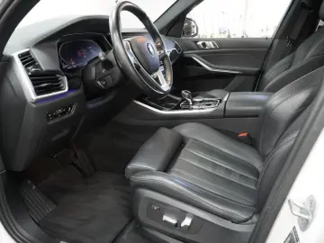 X5 xDrive30d xLine *STANDHEIZUNG.LASER.HUD.PGSD*
