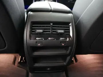 X5 xDrive30d xLine *STANDHEIZUNG.LASER.HUD.PGSD*