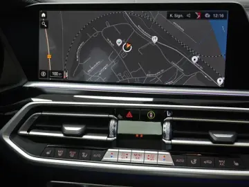 X5 xDrive30d xLine *STANDHEIZUNG.LASER.HUD.PGSD*