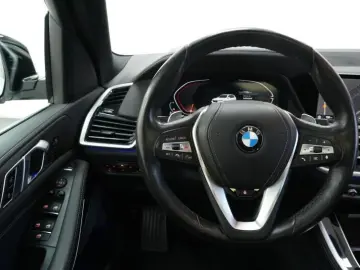 X5 xDrive30d xLine *STANDHEIZUNG.LASER.HUD.PGSD*