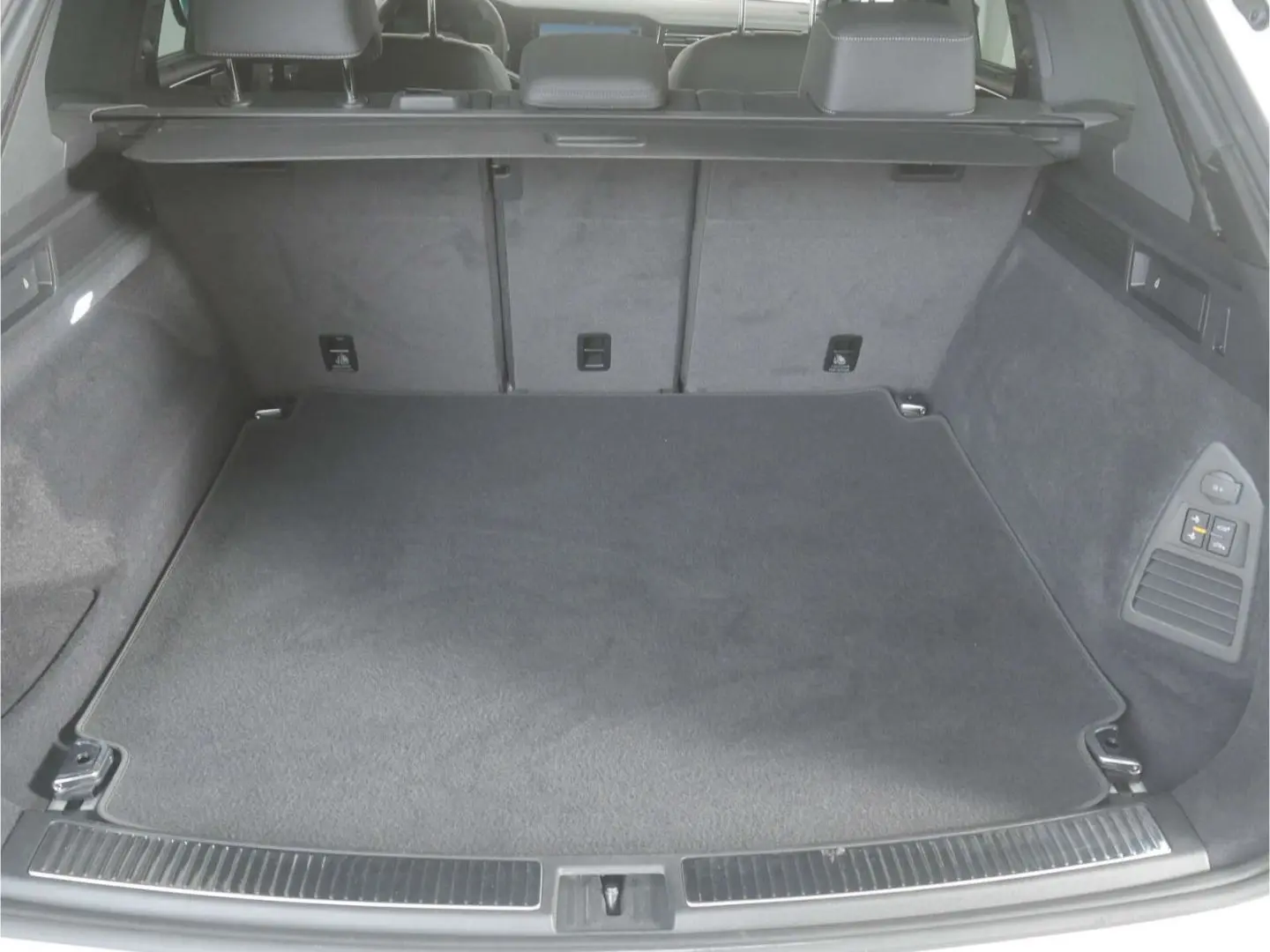 Touareg 3.0 TDI V6 4Motion R-Line
