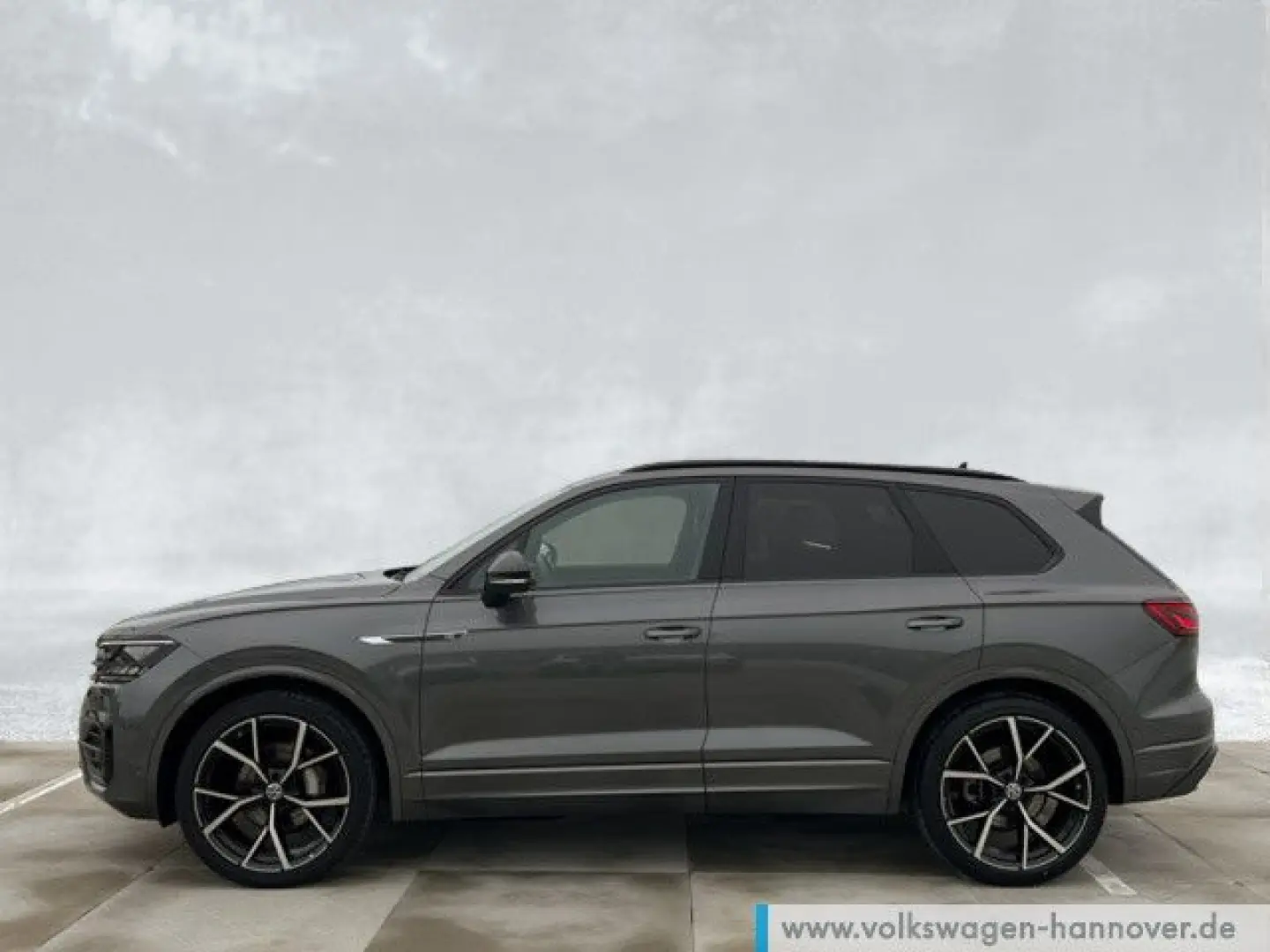 Touareg 3.0 TDI 4M R-Line AHK Navi Pano Sthzg HU