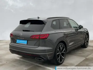 Touareg 3.0 TDI 4M R-Line AHK Navi Pano Sthzg HU