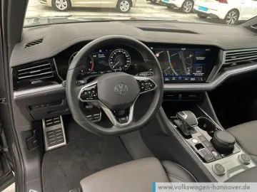 Touareg 3.0 TDI 4M R-Line AHK Navi Pano Sthzg HU