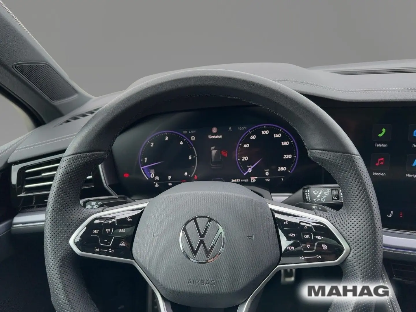 Touareg 3.0 TDI R-Line 4Motion ACC IQ.Light Navi