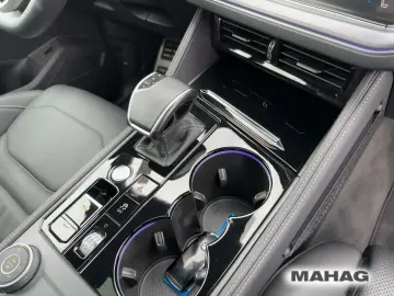 Touareg 3.0 TDI R-Line 4Motion ACC IQ.Light Navi