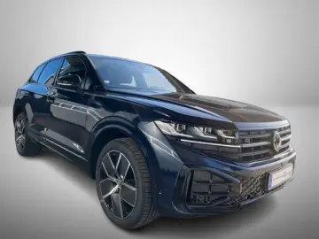 Touareg R-Line 3 0 l V6 TDI  4MOTION  BlackStyle