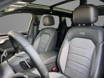 Touareg R-Line 3,0 l V6 TDI  4MOTION  BlackStyle