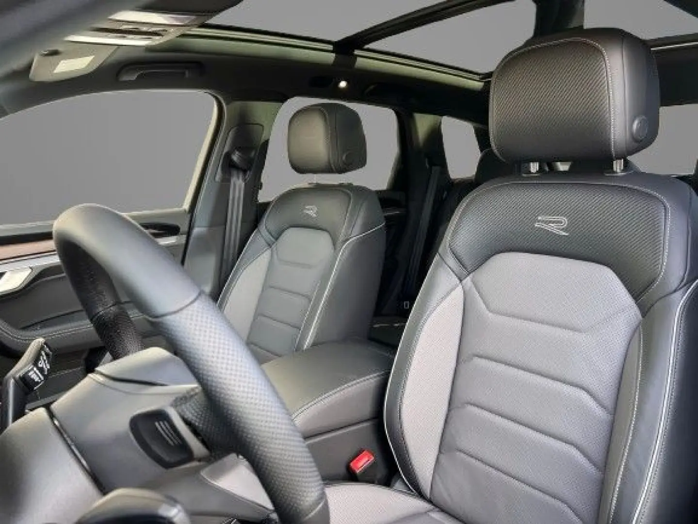 Touareg R-Line 3,0 l V6 TDI  4MOTION  BlackStyle