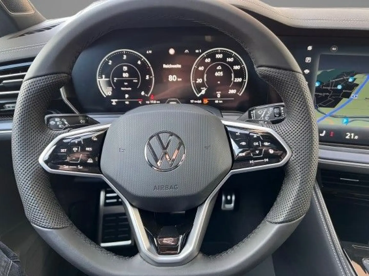 Touareg R-Line 3,0 l V6 TDI  4MOTION  BlackStyle