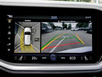 Touareg R eHybrid Matrix Keyless Trailer/TravelA