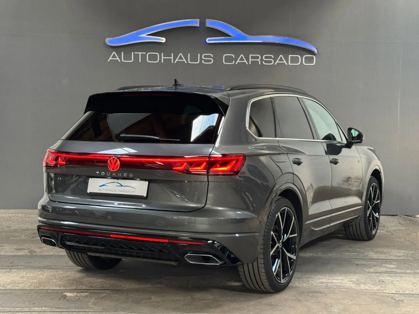 Touareg R-Line/NightVision/Masage/STHZ/SoftClose