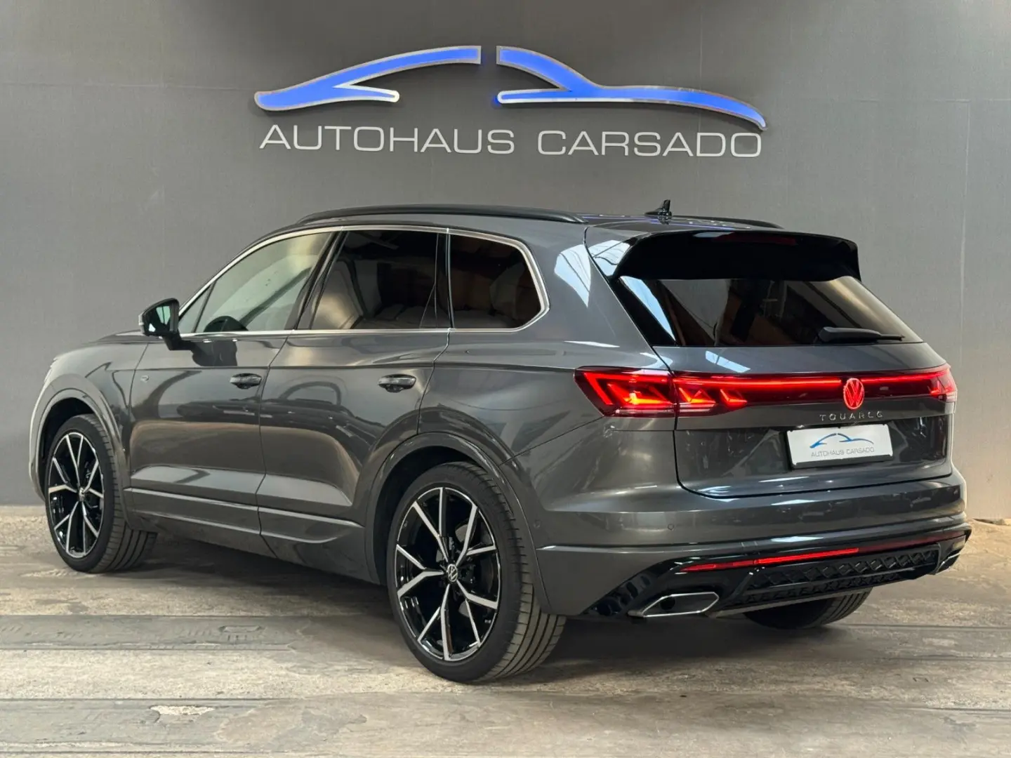 Touareg R-Line/NightVision/Masage/STHZ/SoftClose
