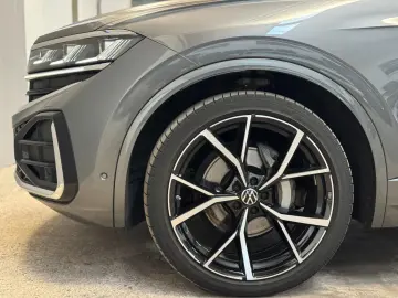 Touareg R-Line/NightVision/Masage/STHZ/SoftClose
