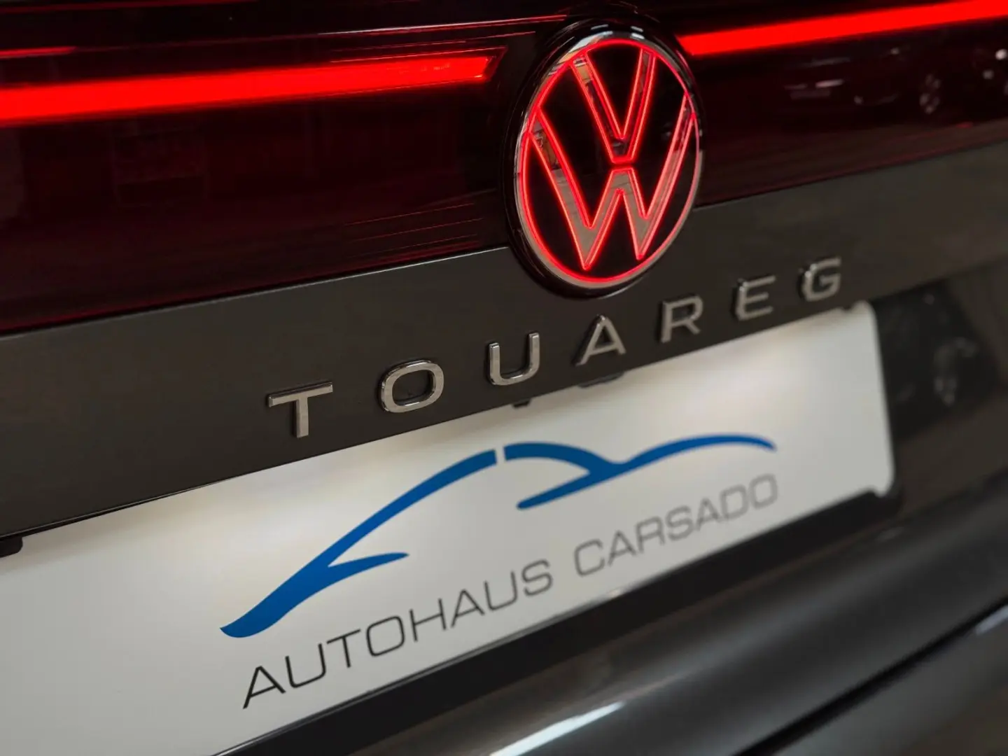 Touareg R-Line/NightVision/Masage/STHZ/SoftClose