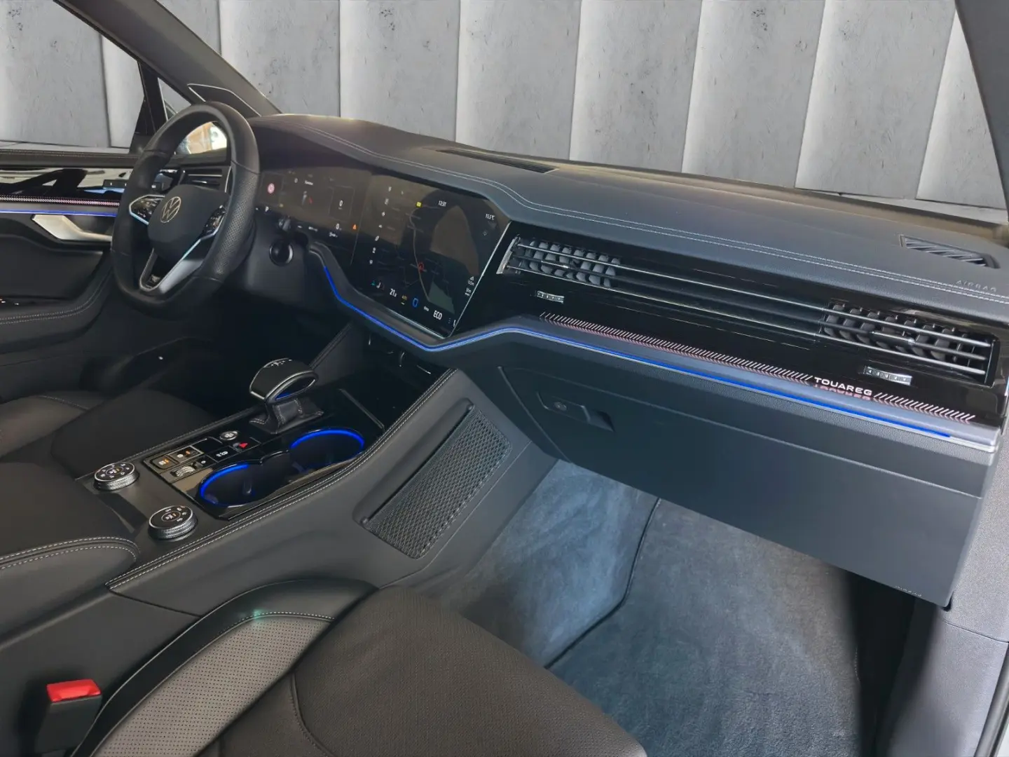 4Motion R-Line Black Style Matrix Pan HUD AHK