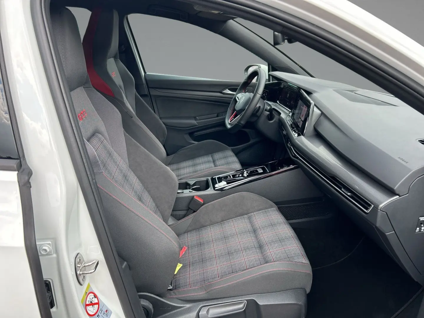 Golf GTI VIII 2.0 TSI GTI DSG+LED PLUS+NAVI+ACC