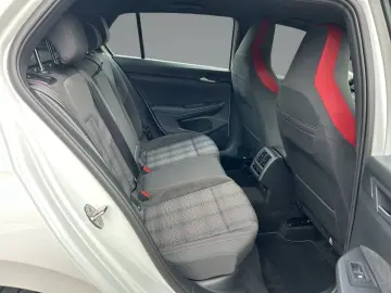 Golf GTI VIII 2.0 TSI GTI DSG+LED PLUS+NAVI+ACC