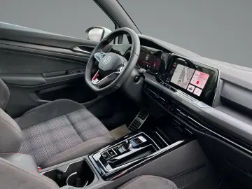 Golf GTI VIII 2.0 TSI GTI DSG+LED PLUS+NAVI+ACC