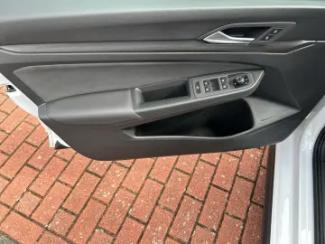Golf GTI VIII 2.0 TSI GTI DSG+LED PLUS+NAVI+ACC