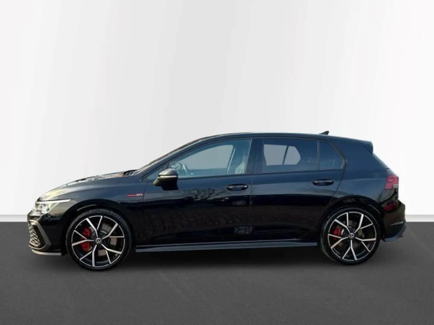 Golf VIII GTI 2.0 TSI DSG+LED+NAVI+KAMERA+H&K+AC