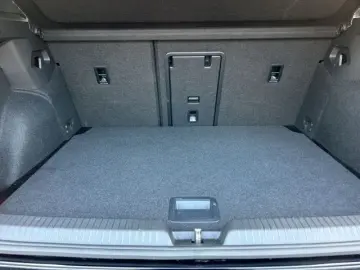 Golf VIII GTI 2.0 TSI DSG+LED+NAVI+KAMERA+H&K+AC