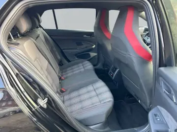 Golf VIII GTI 2.0 TSI DSG+LED+NAVI+KAMERA+H&K+AC