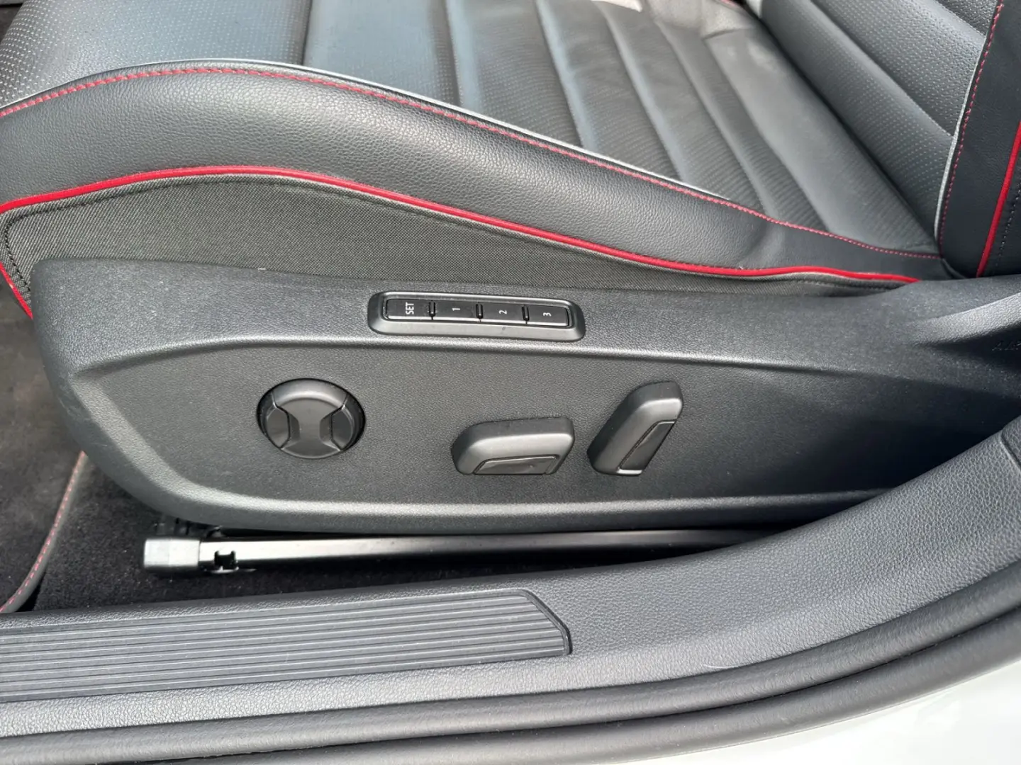 Golf VIII GTI Clubsport Matrix/Pano/Leder/h&k/Ka