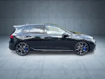 Golf R Performance Akrapovic/Pano/DCC/h&k/Leder/