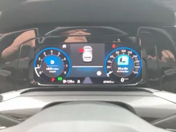 Golf VIII 2.0 TSI DSG GTI AHK LED LM19 NAVI PANO