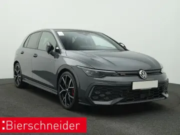 Golf GTI 8 2.0 TSI DSG BLACK STYLE IQ.LIGHT PANO
