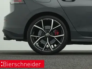 Golf GTI 8 2.0 TSI DSG BLACK STYLE IQ.LIGHT PANO