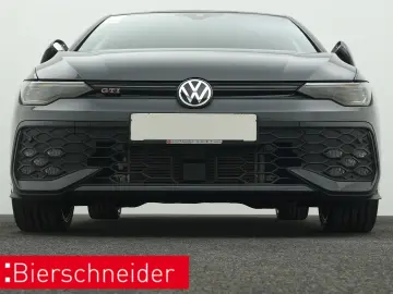 Golf GTI 8 2.0 TSI DSG BLACK STYLE IQ.LIGHT PANO