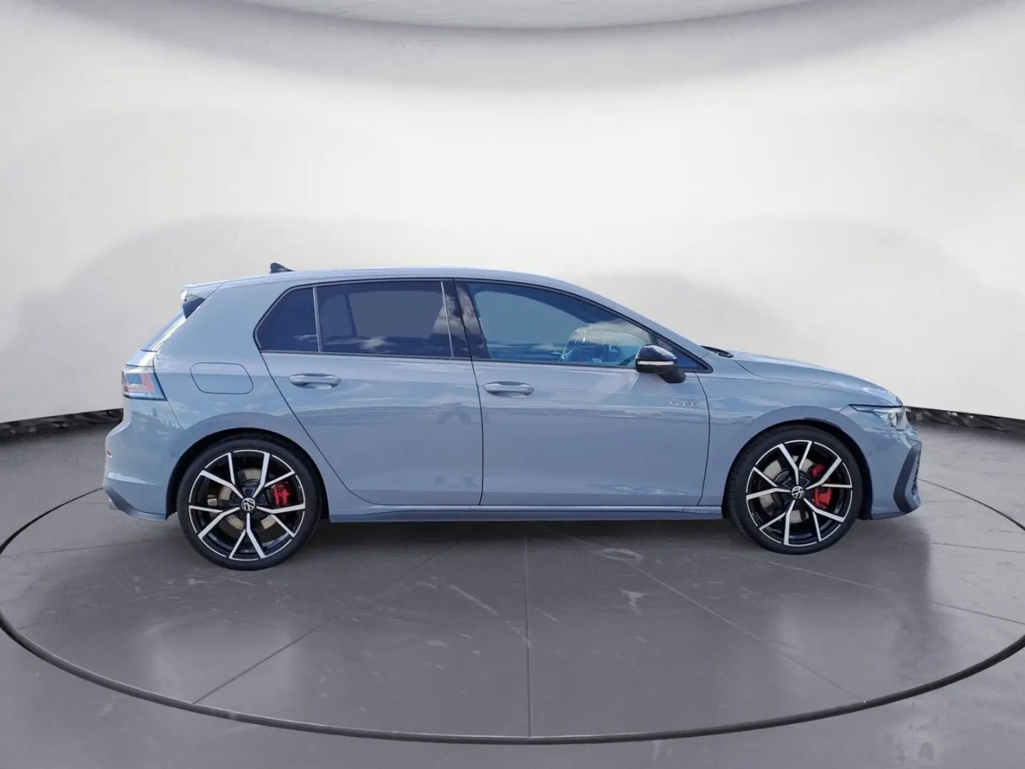 Golf GTI DSG Leder HUD HarmanKardon AHK Pano DCC