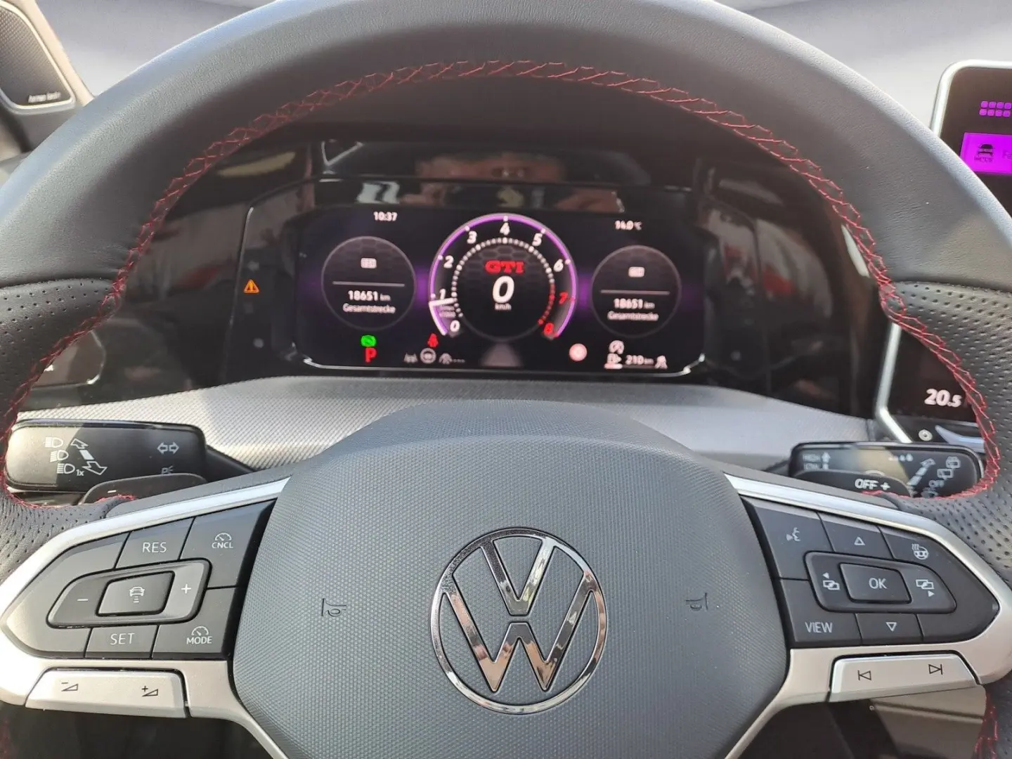 Golf GTI DSG Leder HUD HarmanKardon AHK Pano DCC