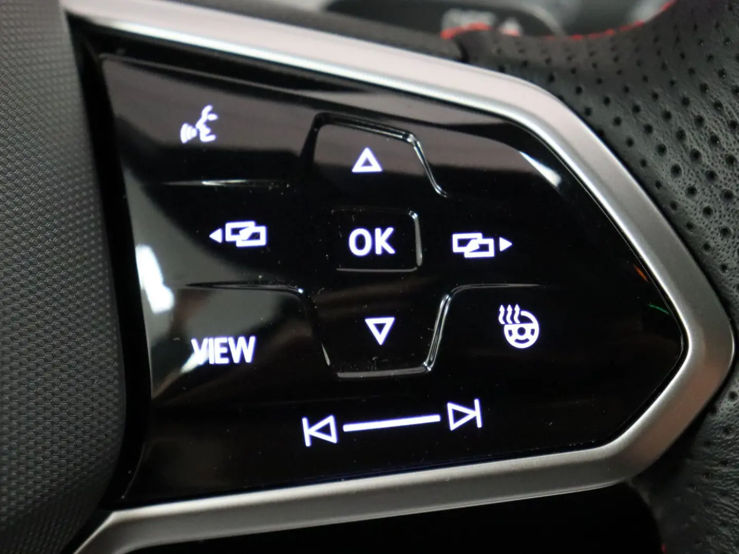 Golf GTI 2.0 TSI DSG |FLA|CarPlay|SpurH|LED|LM