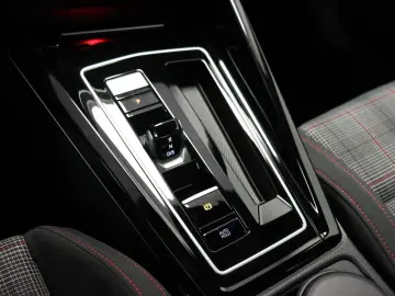 Golf GTI 2.0 TSI DSG |FLA|CarPlay|SpurH|LED|LM
