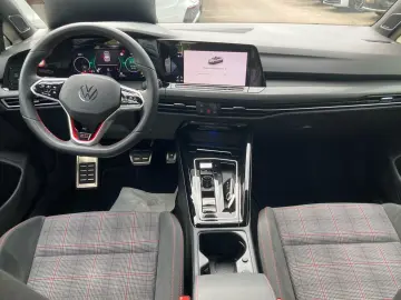 Golf VIII GTI DSG Navi LED HUD Kamera