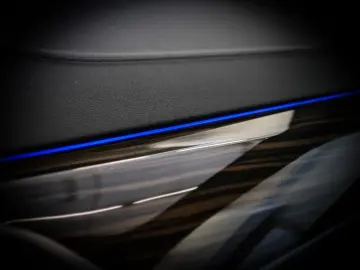 M5 Limousine M Driver's Package Aut Nav LED B&W 