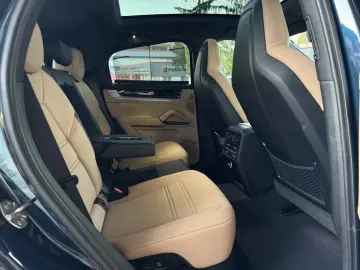 Porsche Cayenne Coupe E-Hybrid/2024/21