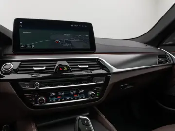 540d xD M Sport Glasdach Kamer Laser HUD H/K 19