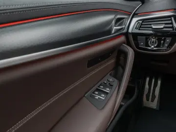 540d xD M Sport Glasdach Kamer Laser HUD H/K 19