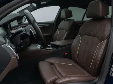 540d xD M Sport Glasdach Kamer Laser HUD H/K 19
