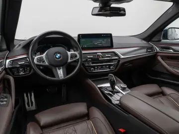 540d xD M Sport Glasdach Kamer Laser HUD H/K 19