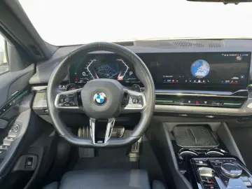520d Limousine Sportpaket Bluetooth HUD Navi LED