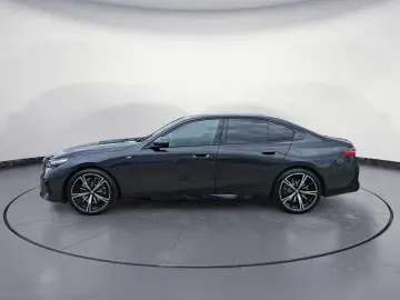 520d M Sportpaket Klimaaut. AHK Memory vorn