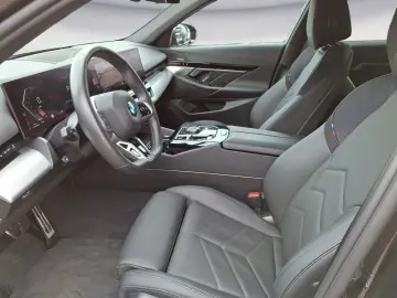 520d M Sportpaket Klimaaut. AHK Memory vorn