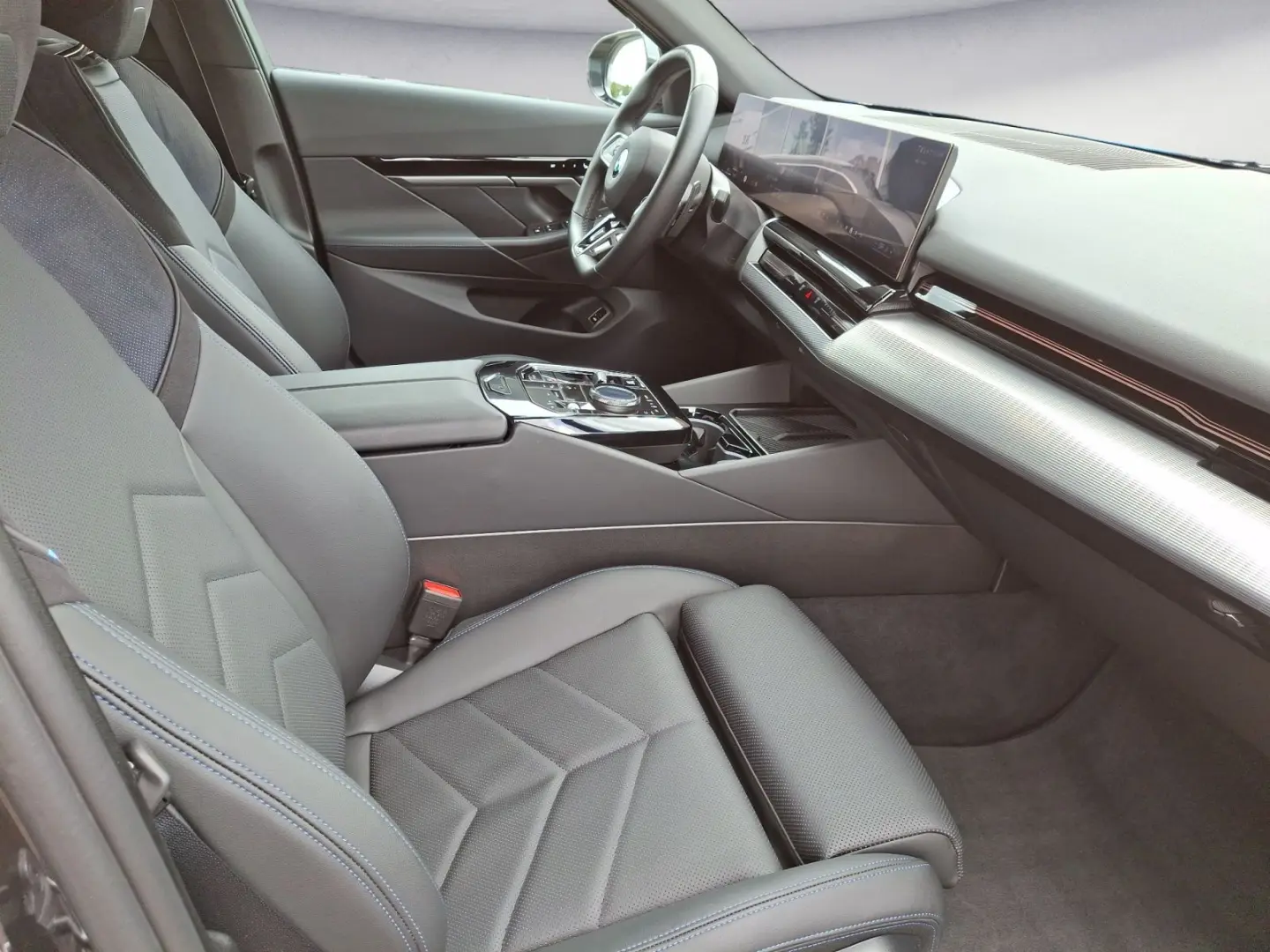 520d M Sportpaket Klimaaut. AHK Memory vorn