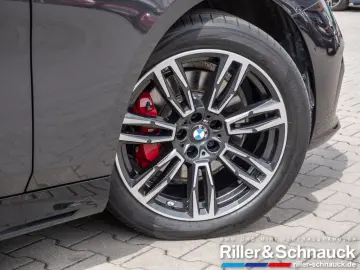520d xDrive M-Sport HUD PANO 360° SITZBELÜFTUNG