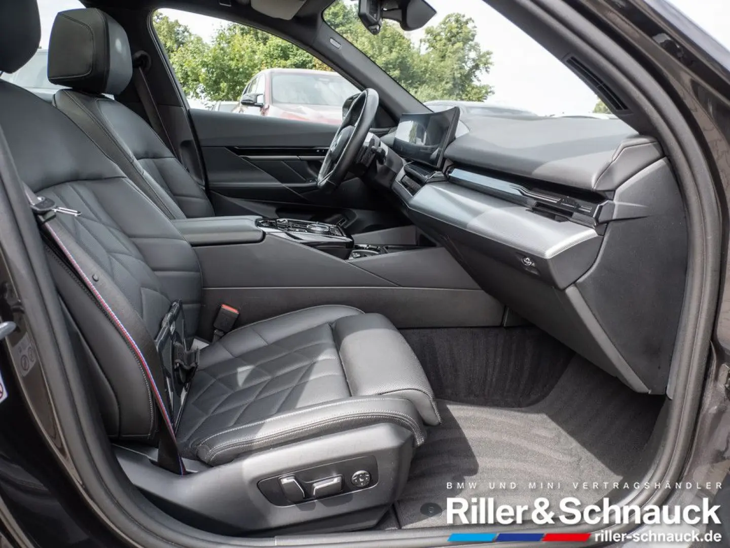 520d xDrive M-Sport HUD PANO 360° SITZBELÜFTUNG